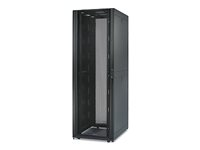 APC NetShelter SX Enclosure with Sides - Rack - svart - 42U - TAA-kompatibel - för P/N: SMTL750RM2UC, SMX2200R2HVNC, SMX3000HVTUS, SYH4K6RMT-TF3 AR3150